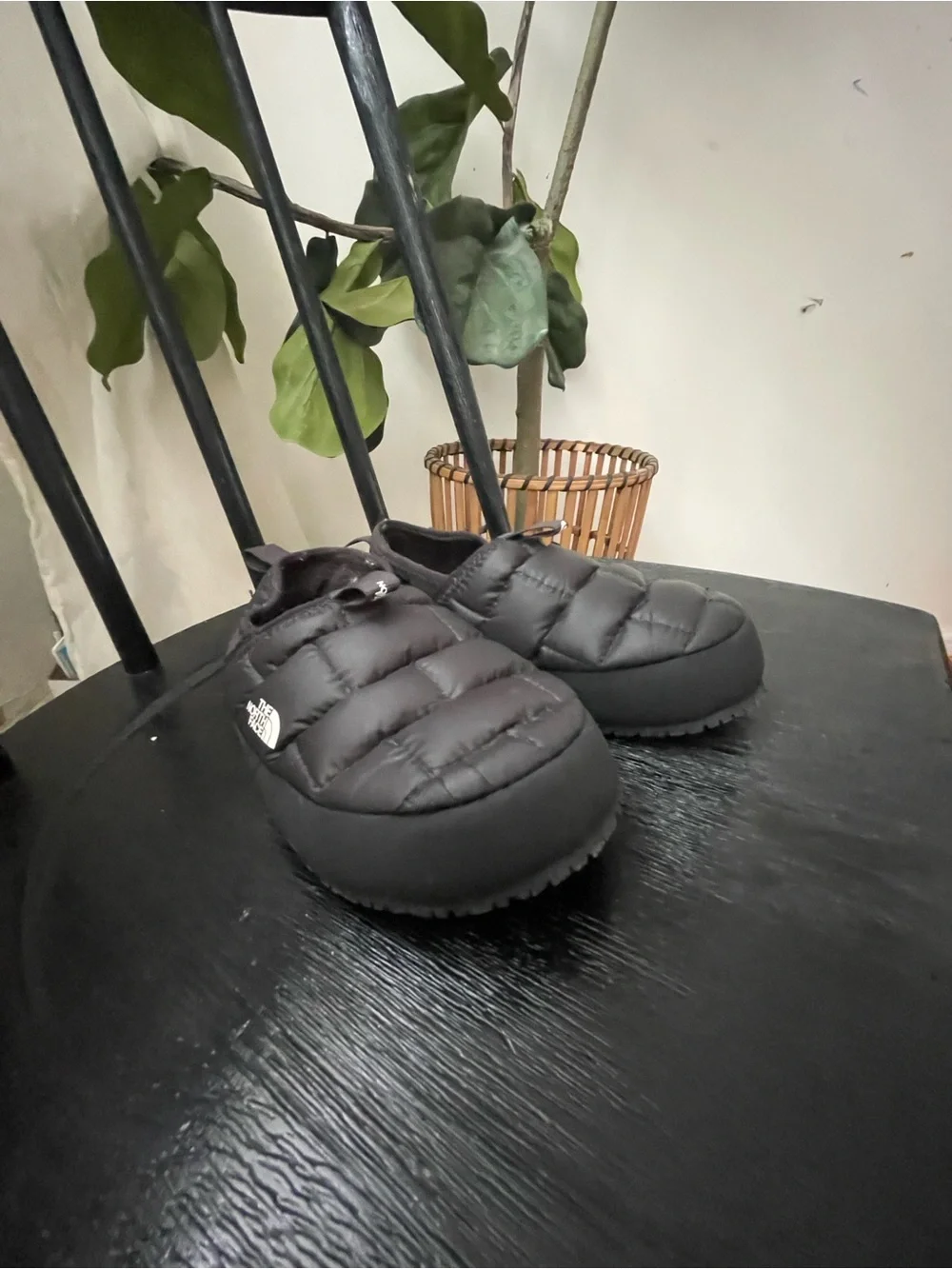 The North Face Quilted Slip-On Insulated Shoes in Black